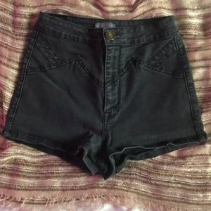 Kendall & Kylie Black High Rise Short
